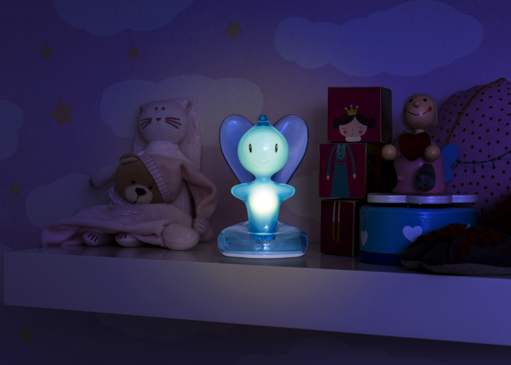 Showing a good and safe lighting point for your children and babies room.